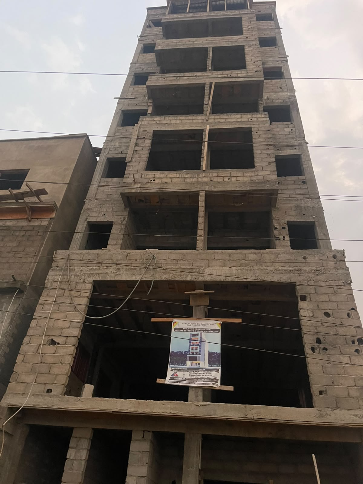 Avancement du chantier de l'immeuble RDC+3, Yaoundé