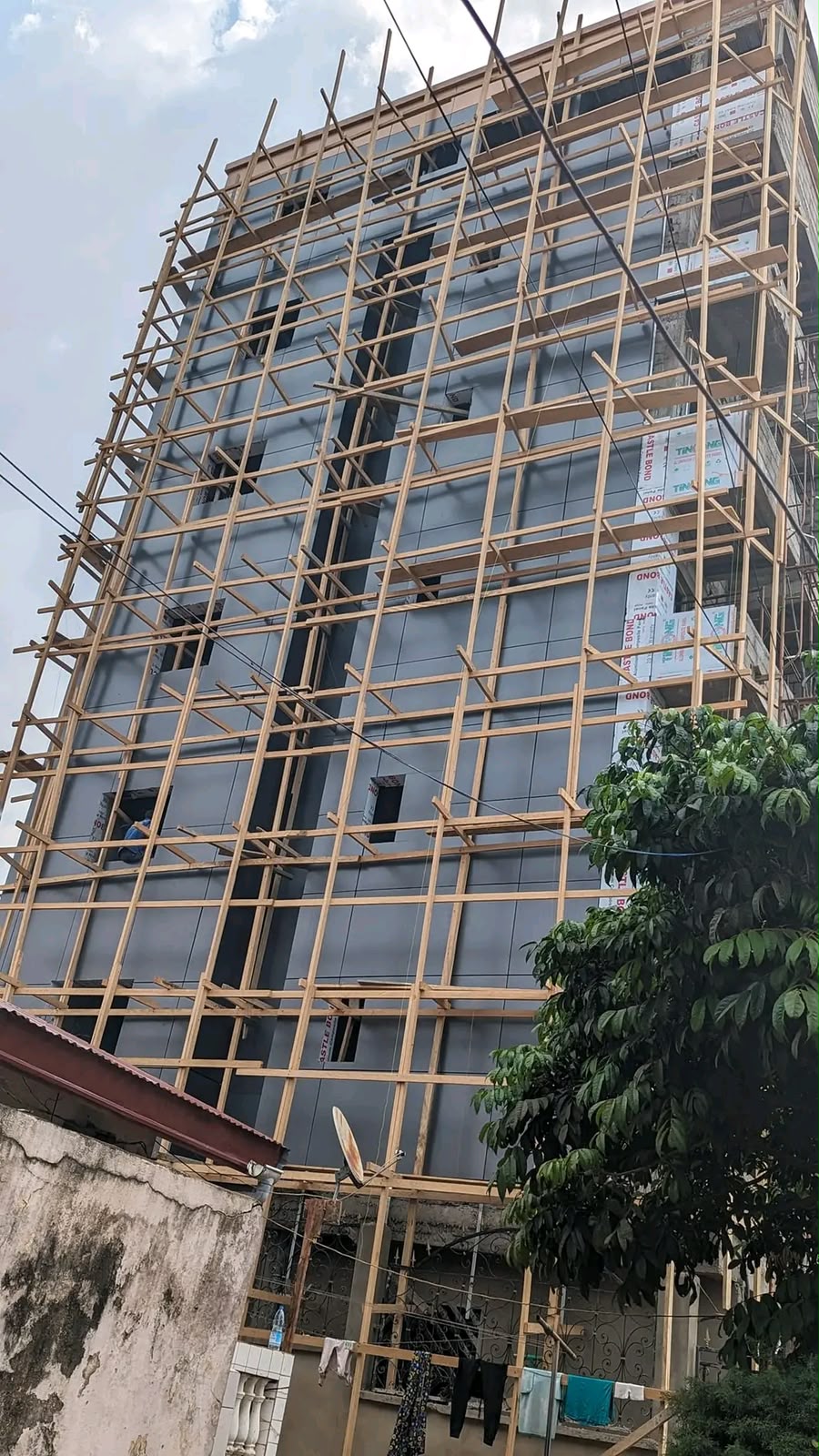 Immeuble R+9 avec sous-sol, Yaoundé