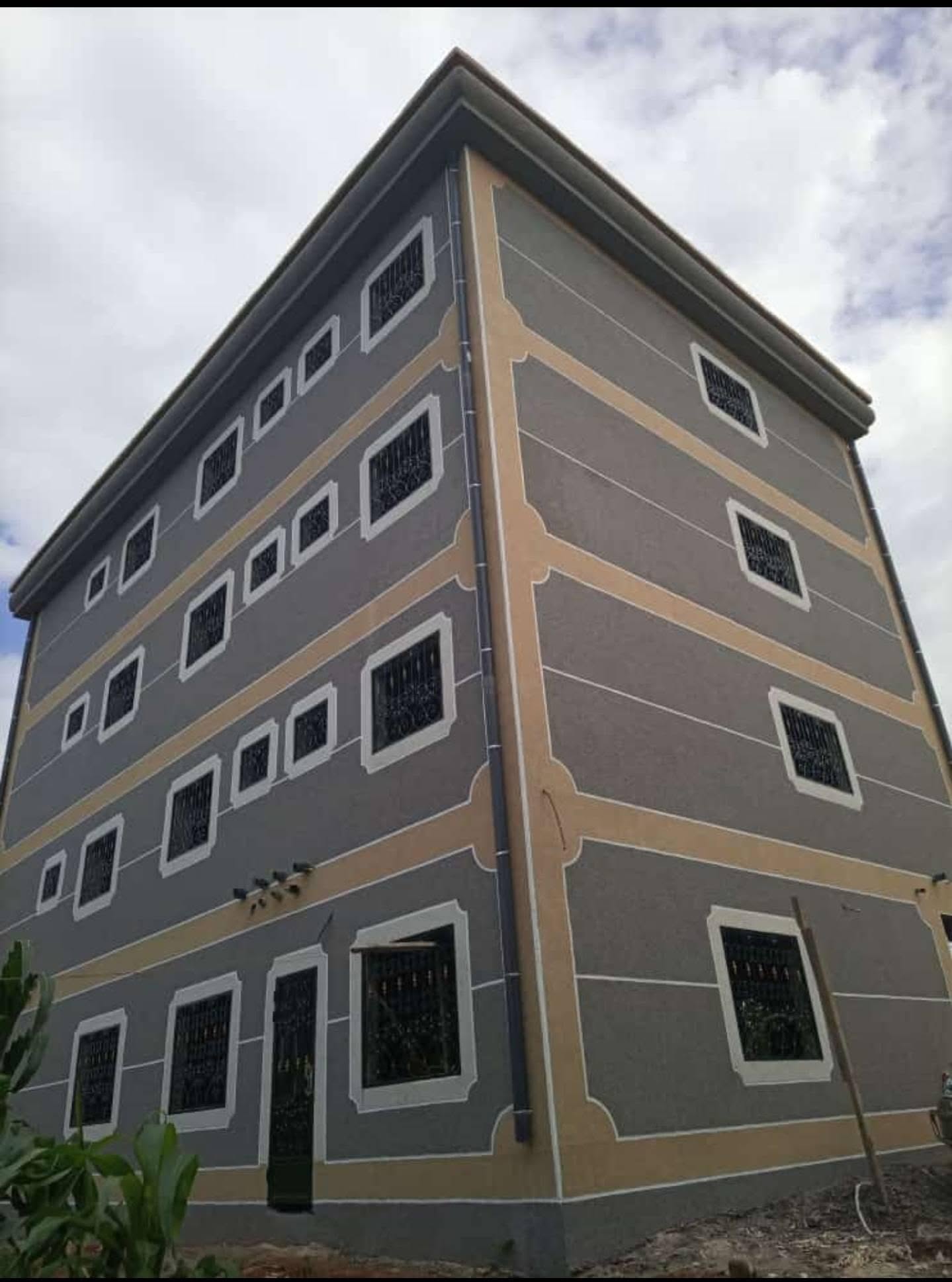 Ngah Hôtel — immeuble hôtelier livré par Group LAN BTP